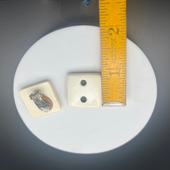 Vintage Retro Dice Inspired Clip-On Earrings – White & Black – Novelty Casino - Picture 5 of 5